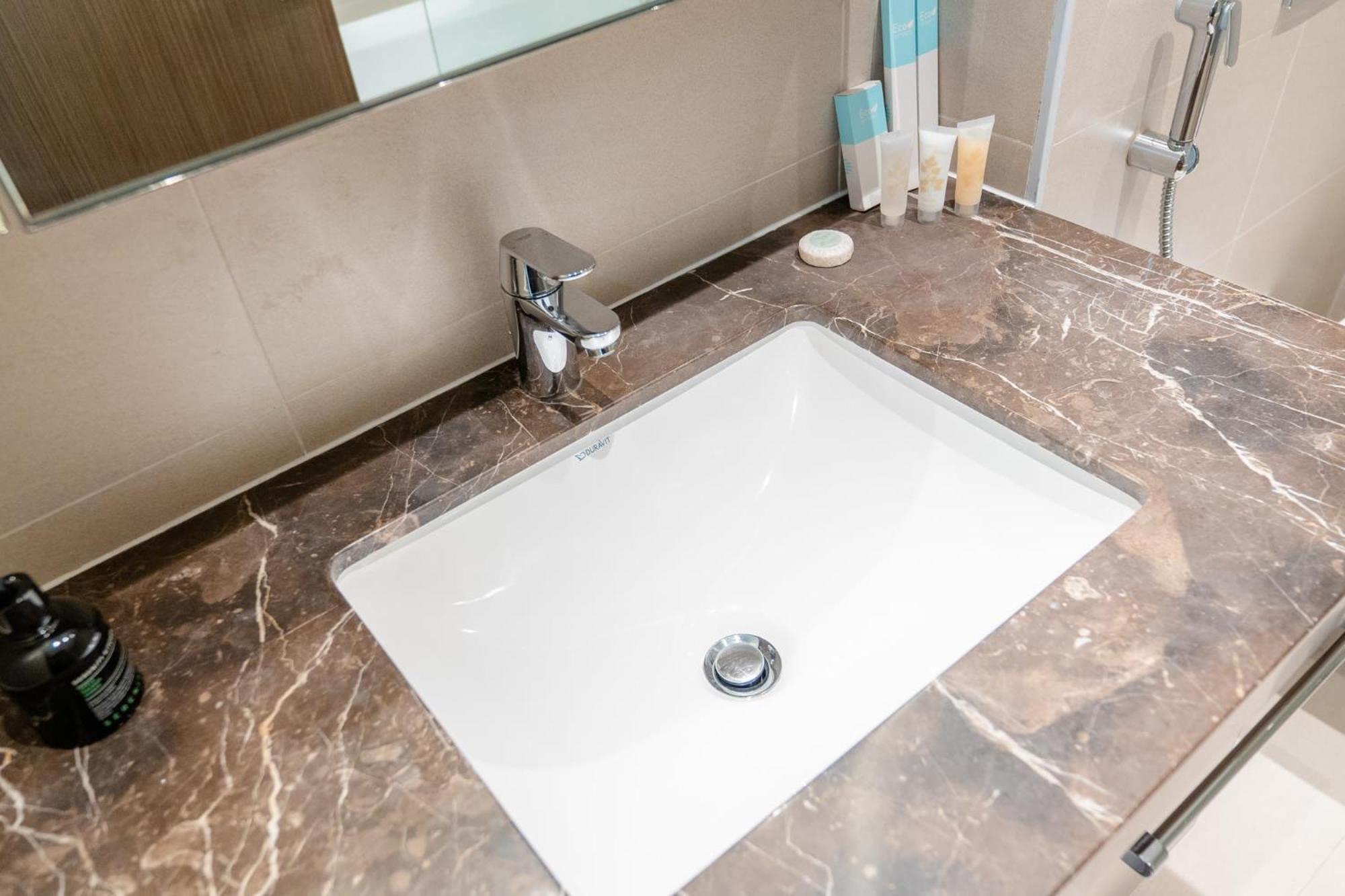 Downtown 1 Bed With City Views ดูไบ ภายนอก รูปภาพ